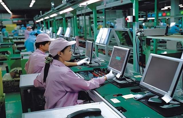 富士康在美投资遇挫 软件外包服务战略失策与百亿损失之痛